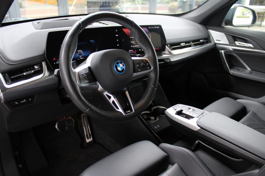 BMW X1 xDrive30e M Sportpakket | H&K | Driving Assistant Professional | Elek. Trekhaak