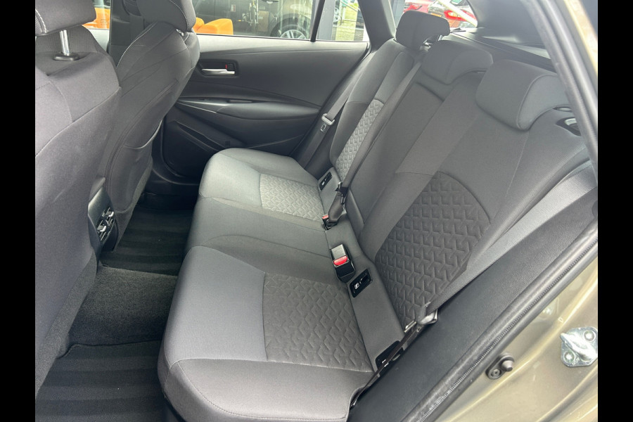 Toyota Corolla Touring Sports 1.8 Hybrid Active Apple CarPlay Camera Adaptive Cruise Rijklaarprijs!