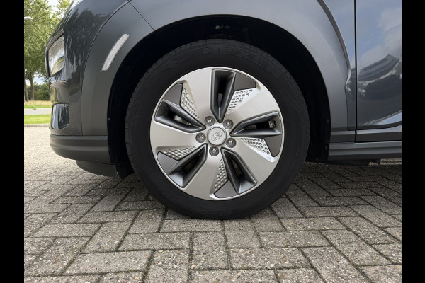 Hyundai Kona EV Premium 64 kWh / Warmtepomp / Keyless / Stoelverw. + ventilatie / HU-display