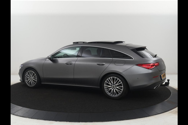 Mercedes-Benz CLA-Klasse Shooting Brake 200 Business Solution Luxury | Panoramadak | Adaptive cruise | Memory | Trekhaak | Stoelverwarming | Camera | Park assist | Sfeerverlichting | Carplay | Climate control