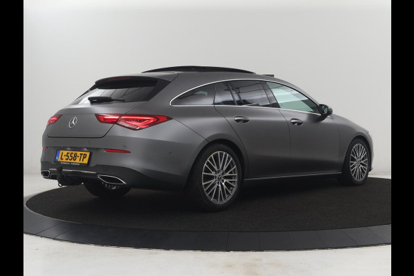 Mercedes-Benz CLA-Klasse Shooting Brake 200 Business Solution Luxury | Panoramadak | Adaptive cruise | Memory | Trekhaak | Stoelverwarming | Camera | Park assist | Sfeerverlichting | Carplay | Climate control