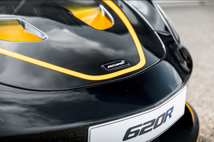 McLaren 620R 3.8 V8 / 1 of 225 / MSO R Pack / Bowers & Wilkins / MSO Defined Carbon Fibre / McLaren Track Telemetry