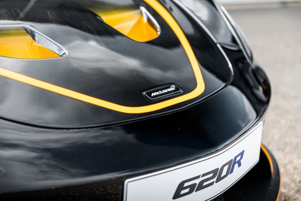 McLaren 620R 3.8 V8 / 1 of 225 / MSO R Pack / Bowers & Wilkins / MSO Defined Carbon Fibre / McLaren Track Telemetry