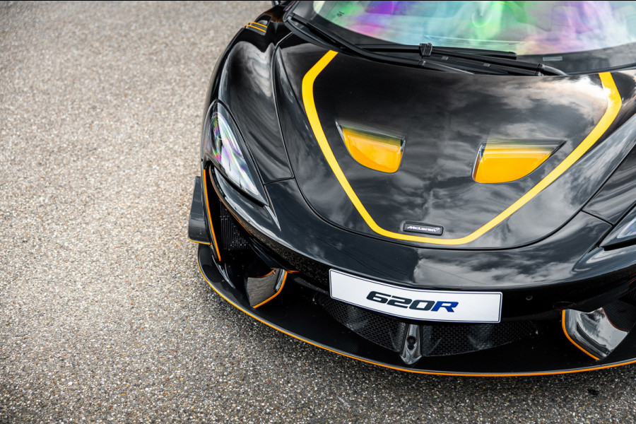 McLaren 620R 3.8 V8 / 1 of 225 / MSO R Pack / Bowers & Wilkins / MSO Defined Carbon Fibre / McLaren Track Telemetry