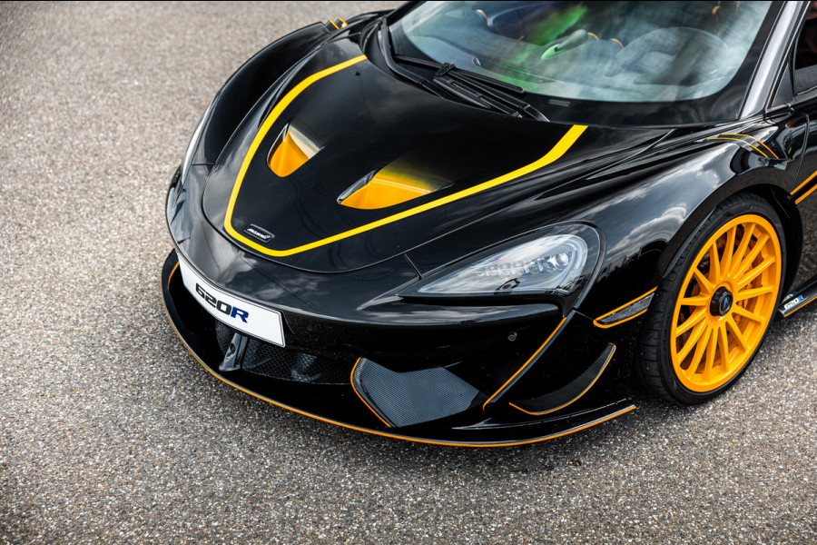 McLaren 620R 3.8 V8 / 1 of 225 / MSO R Pack / Bowers & Wilkins / MSO Defined Carbon Fibre / McLaren Track Telemetry