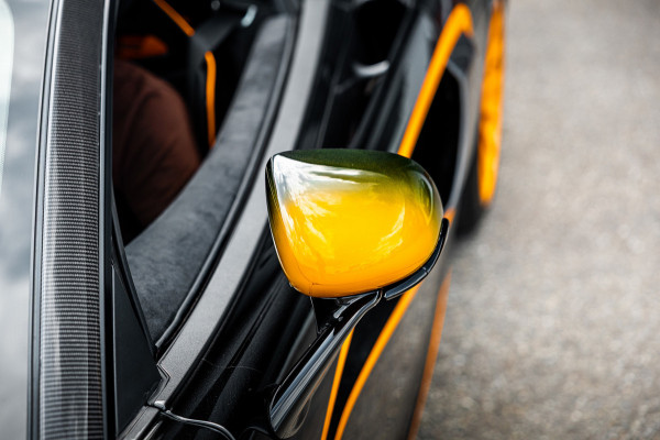 McLaren 620R 3.8 V8 / 1 of 225 / MSO R Pack / Bowers & Wilkins / MSO Defined Carbon Fibre / McLaren Track Telemetry