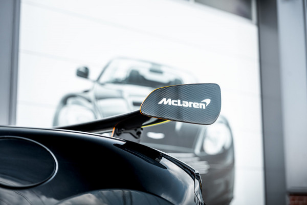 McLaren 620R 3.8 V8 / 1 of 225 / MSO R Pack / Bowers & Wilkins / MSO Defined Carbon Fibre / McLaren Track Telemetry