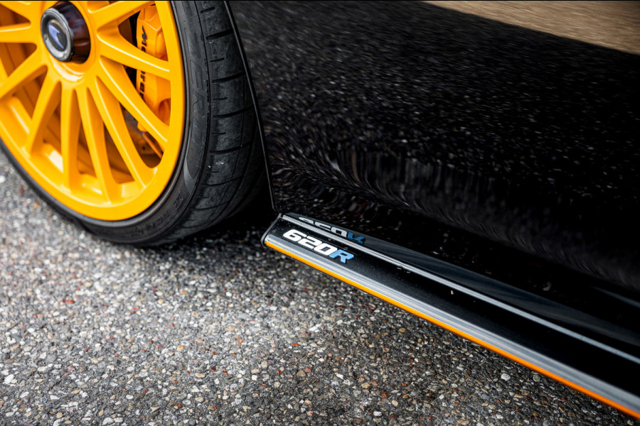 McLaren 620R 3.8 V8 / 1 of 225 / MSO R Pack / Bowers & Wilkins / MSO Defined Carbon Fibre / McLaren Track Telemetry