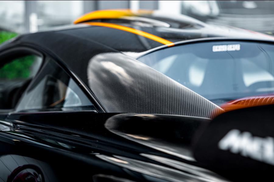 McLaren 620R 3.8 V8 / 1 of 225 / MSO R Pack / Bowers & Wilkins / MSO Defined Carbon Fibre / McLaren Track Telemetry