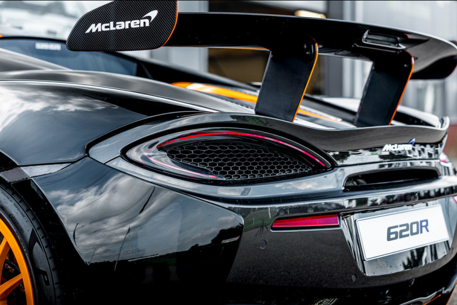 McLaren 620R 3.8 V8 / 1 of 225 / MSO R Pack / Bowers & Wilkins / MSO Defined Carbon Fibre / McLaren Track Telemetry