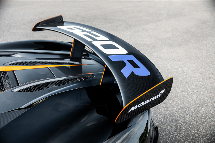 McLaren 620R 3.8 V8 / 1 of 225 / MSO R Pack / Bowers & Wilkins / MSO Defined Carbon Fibre / McLaren Track Telemetry