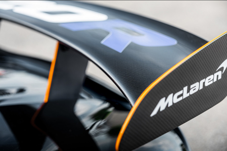 McLaren 620R 3.8 V8 / 1 of 225 / MSO R Pack / Bowers & Wilkins / MSO Defined Carbon Fibre / McLaren Track Telemetry