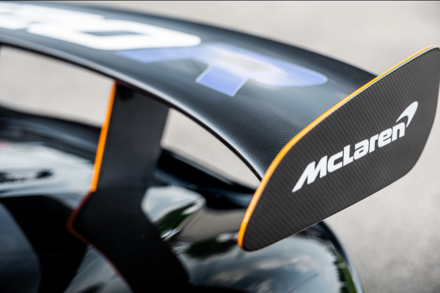 McLaren 620R 3.8 V8 / 1 of 225 / MSO R Pack / Bowers & Wilkins / MSO Defined Carbon Fibre / McLaren Track Telemetry