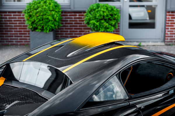 McLaren 620R 3.8 V8 / 1 of 225 / MSO R Pack / Bowers & Wilkins / MSO Defined Carbon Fibre / McLaren Track Telemetry