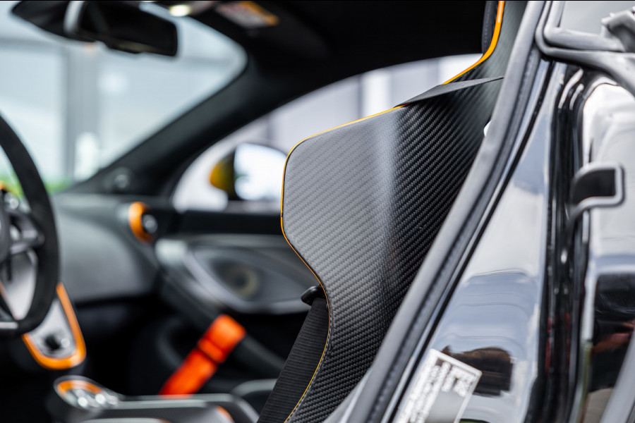 McLaren 620R 3.8 V8 / 1 of 225 / MSO R Pack / Bowers & Wilkins / MSO Defined Carbon Fibre / McLaren Track Telemetry