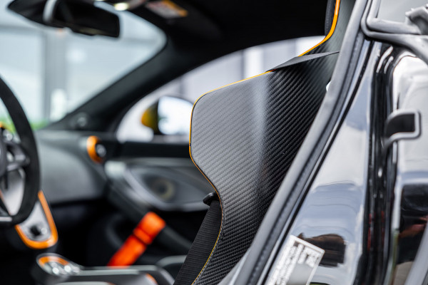 McLaren 620R 3.8 V8 / 1 of 225 / MSO R Pack / Bowers & Wilkins / MSO Defined Carbon Fibre / McLaren Track Telemetry