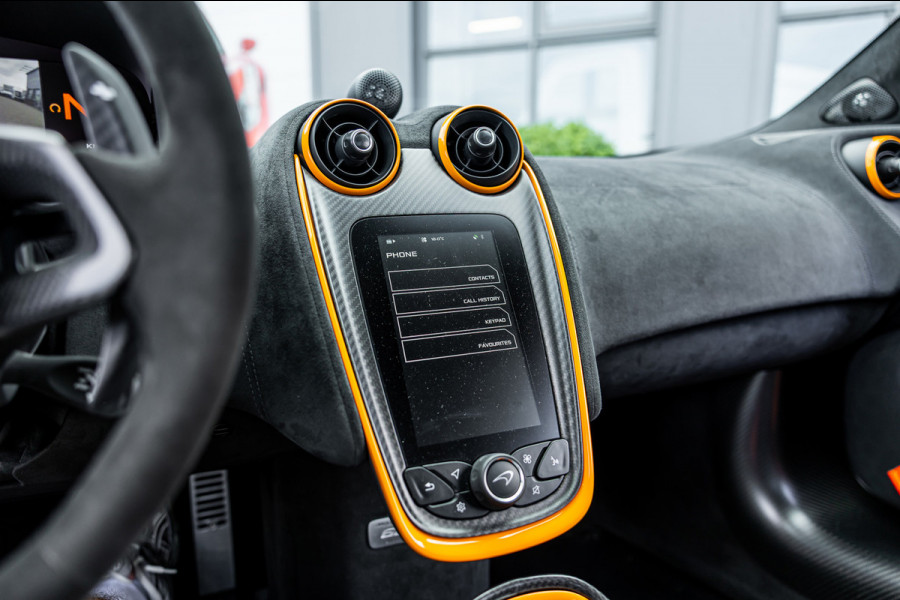 McLaren 620R 3.8 V8 / 1 of 225 / MSO R Pack / Bowers & Wilkins / MSO Defined Carbon Fibre / McLaren Track Telemetry