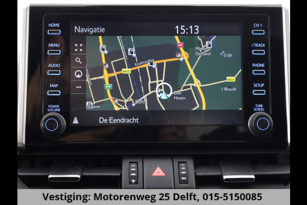 Toyota RAV4 2.5 HYBRID 4WD DYNAMIC BI-TONE GARANTIE 05-2031! SLECHTS 39.000 KM! 1650 KG TREKGEWICHT. STUUR & STOELVERWARMING . NAVIGATIE .PDC V & A .
