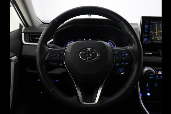 Toyota RAV4 2.5 HYBRID 4WD DYNAMIC BI-TONE GARANTIE 05-2031! SLECHTS 39.000 KM! 1650 KG TREKGEWICHT. STUUR & STOELVERWARMING . NAVIGATIE .PDC V & A .