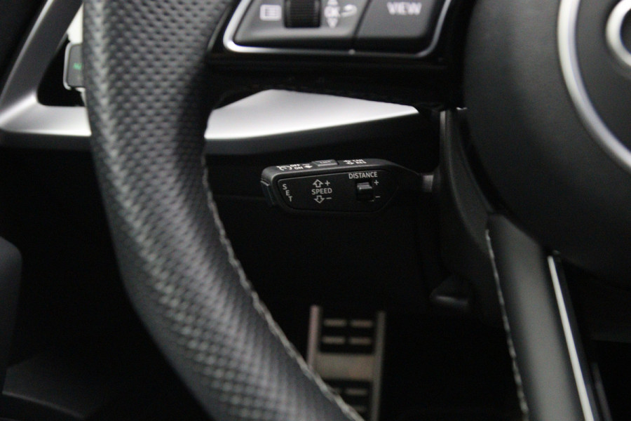 Audi A3 Sportback 45 TFSI e 245 PK S-Line edition Competition PHEV, Adap. Cruise Control, Stoelverwarming