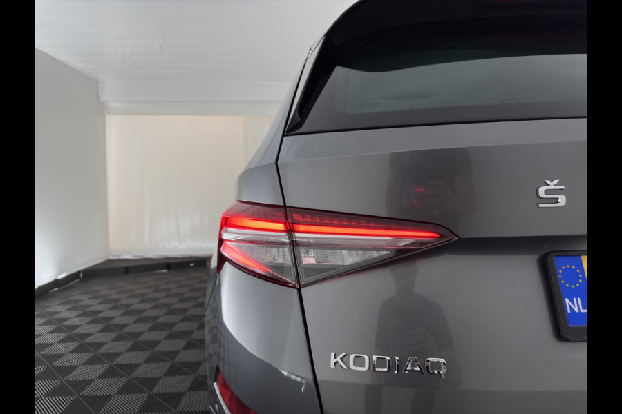 Škoda Kodiaq 1.5 TSI Business Edition [7-Pers.] (INCL-BTW) Aut. *LEATHER-FABRIC | FULL-LED | DIGI-COCKPIT | ADAPTIVE-CRUISE | HEATED-SPORTSEATS | CAMERA | KEYLESS | NAVI-FULLMAP | AMBIENTLIGHT | DAB+ | SHIFTPADDLES | ECC | PDC | 19''ALU*