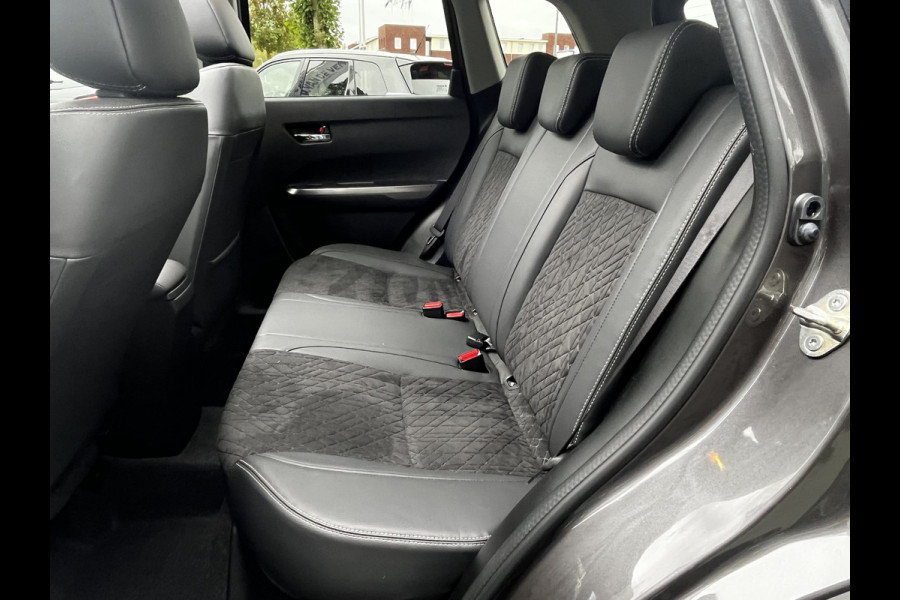 Suzuki Vitara 1.4 Boosterjet Style Smart Hybrid 130pk/95kW 6-bak | Pano | Adapt. Cruise | Dodehoek | Camera | Navi | Carplay | Half leder/suéde | etc. etc.