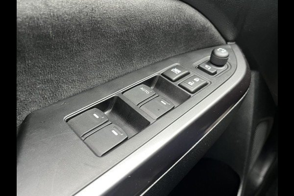 Suzuki Vitara 1.4 Boosterjet Style Smart Hybrid 130pk/95kW 6-bak | Pano | Adapt. Cruise | Dodehoek | Camera | Navi | Carplay | Half leder/suéde | etc. etc.