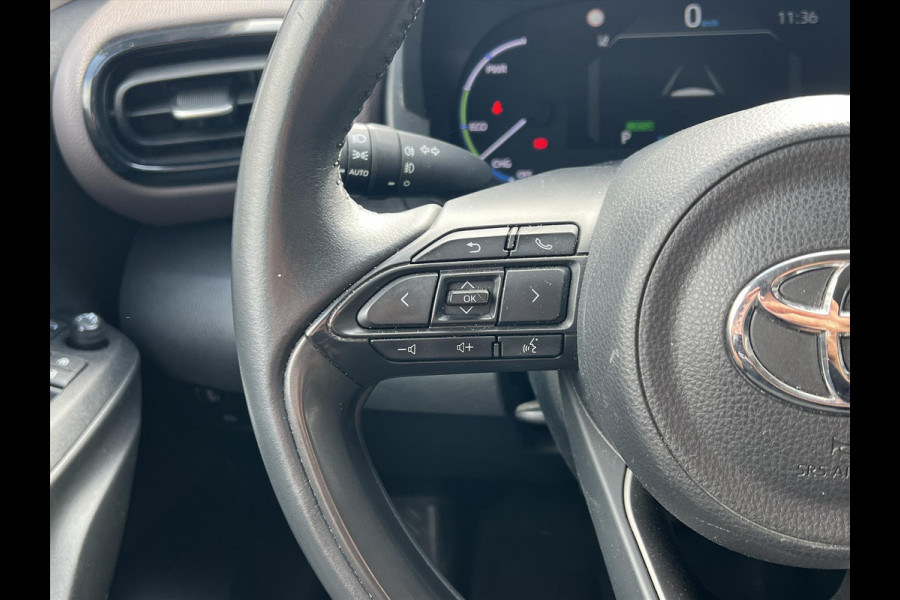 Toyota Yaris Cross 1.5 Hybrid Executive | Trekhaak, Eerste eigenaar, JBL, Head up display, Dodehoekherkenning, Parkeersensoren, Stoelverwarming