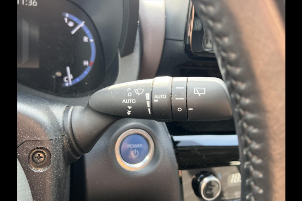 Toyota Yaris Cross 1.5 Hybrid Executive | Trekhaak, Eerste eigenaar, JBL, Head up display, Dodehoekherkenning, Parkeersensoren, Stoelverwarming