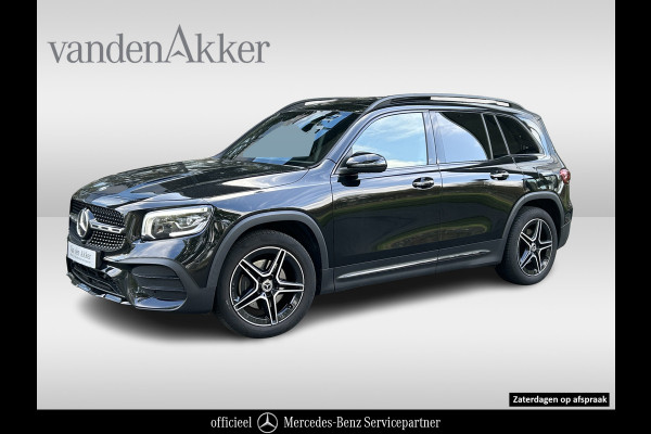 Mercedes-Benz Glb 180 AMG 7-pers. // Trekhaak // Panoramadak // Memory // Keyless // Carplay // MultiBeam LED // Nightpakket // Sfeerverlichting
