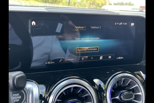 Mercedes-Benz Glb 180 AMG 7-pers. // Trekhaak // Panoramadak // Memory // Keyless // Carplay // MultiBeam LED // Nightpakket // Sfeerverlichting