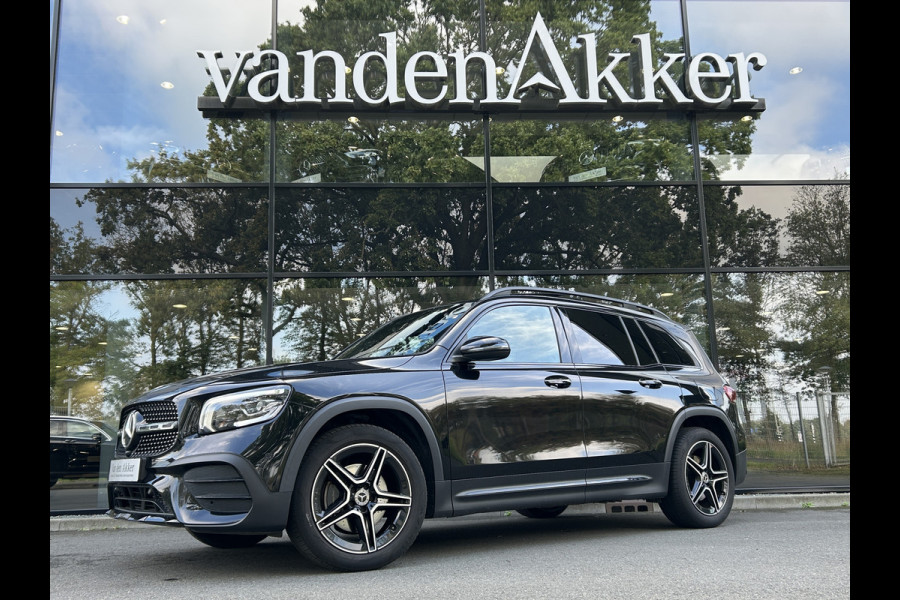Mercedes-Benz Glb 180 AMG 7-pers. // Trekhaak // Panoramadak // Memory // Keyless // Carplay // MultiBeam LED // Nightpakket // Sfeerverlichting