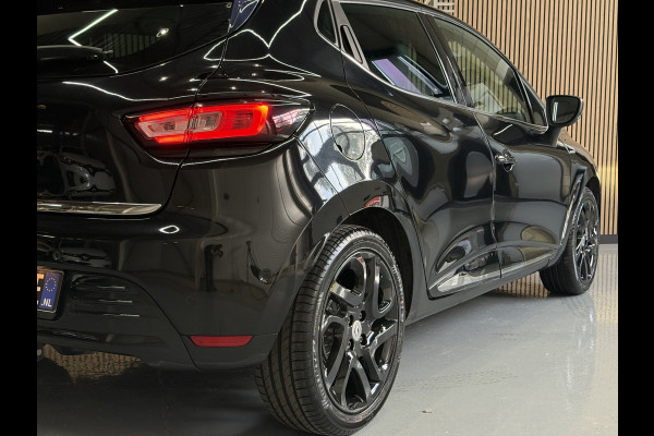 Renault Clio 0.9 TCe Bose | Navi | Camera | 17" | Stoelverwarming | PDC | Led |