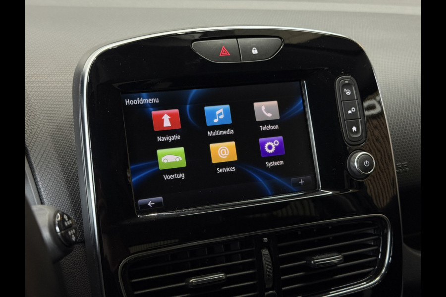 Renault Clio 0.9 TCe Bose | Navi | Camera | 17" | Stoelverwarming | PDC | Led |