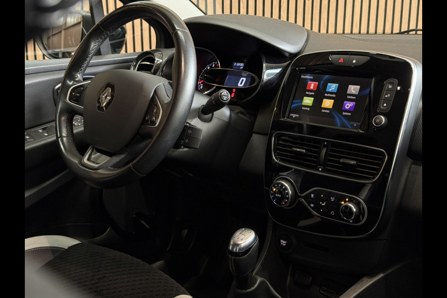 Renault Clio 0.9 TCe Bose | Navi | Camera | 17" | Stoelverwarming | PDC | Led |