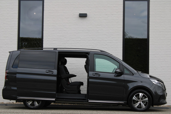 Mercedes-Benz Eqv 300 L2 / AMG / Luchtvering / 200 KM!!! / 7-Persoons / Burmester / Vol Opties / NIEUW