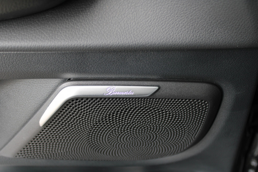 Mercedes-Benz Eqv 300 L2 / AMG / Luchtvering / 200 KM!!! / 7-Persoons / Burmester / Vol Opties / NIEUW
