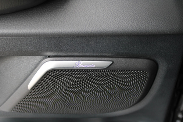 Mercedes-Benz Eqv 300 L2 / AMG / Luchtvering / 200 KM!!! / 7-Persoons / Burmester / Vol Opties / NIEUW