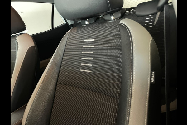 Kia Stonic 1.0 T-GDi Sports Edition AIRCO NAVI CRUISE BLUETOOTH MULTI STUUR CAMERA ELEK RAMEN CENT VERG VELGEN ZEER NETTE AUTO