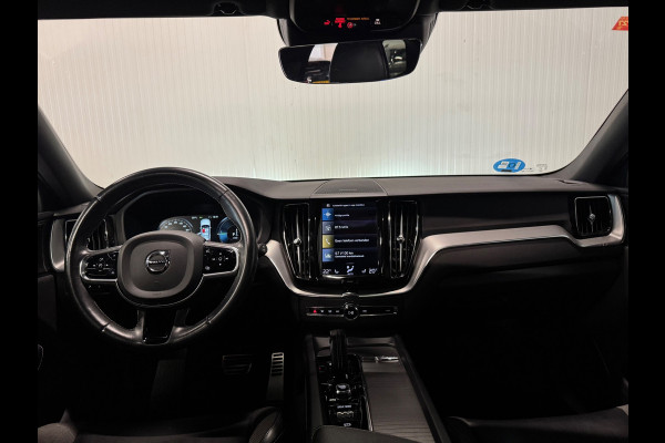 Volvo XC60 2.0 T6 Plug-in hybrid AWD R Design | PANO | BLACK DESIGN | TREKHAAK | H&K