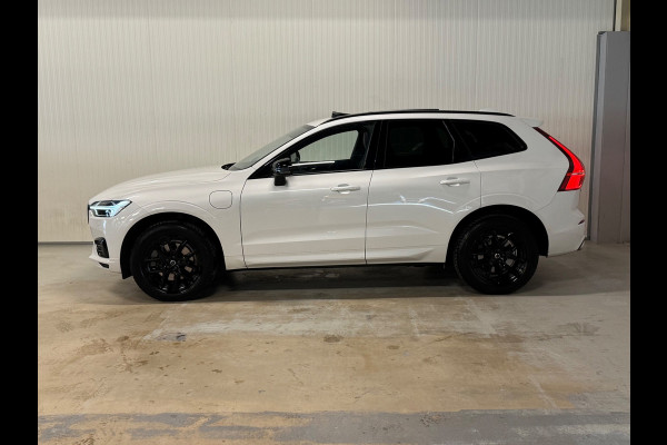 Volvo XC60 2.0 T6 Plug-in hybrid AWD R Design | PANO | BLACK DESIGN | TREKHAAK | H&K