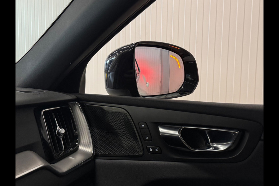 Volvo XC60 2.0 T6 Plug-in hybrid AWD R Design | PANO | BLACK DESIGN | TREKHAAK | H&K