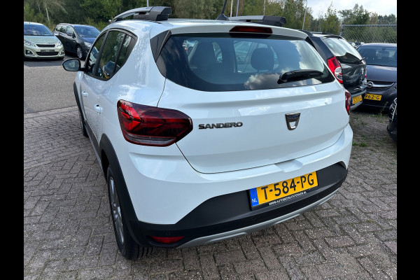 Dacia SANDERO Stepway 1.0 TCe 90 Comfort * AUTOMAAT * PDC * Navi *
