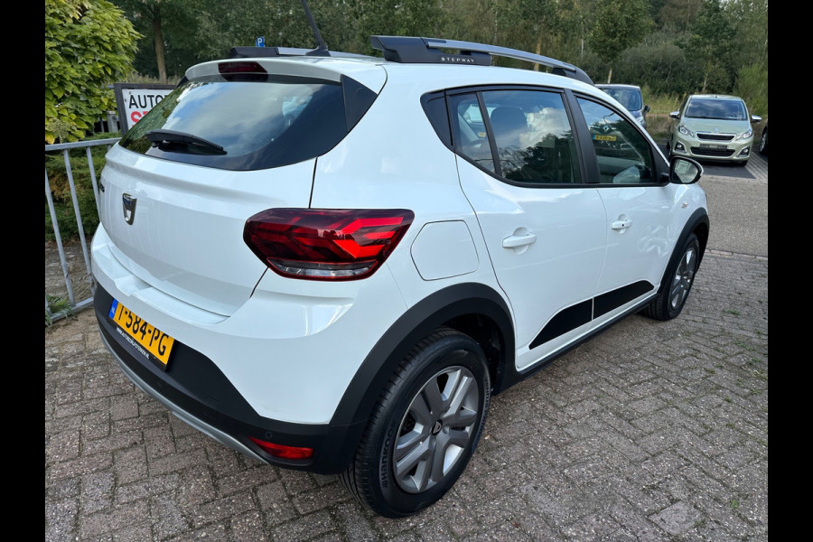 Dacia SANDERO Stepway 1.0 TCe 90 Comfort * AUTOMAAT * PDC * Navi *