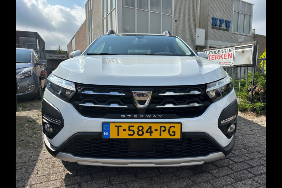 Dacia SANDERO Stepway 1.0 TCe 90 Comfort * AUTOMAAT * PDC * Navi *