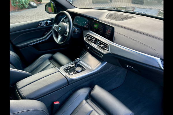 BMW X5 XDrive45e M-Sport, Pano. el. achterklep, camera, el. trekhaak