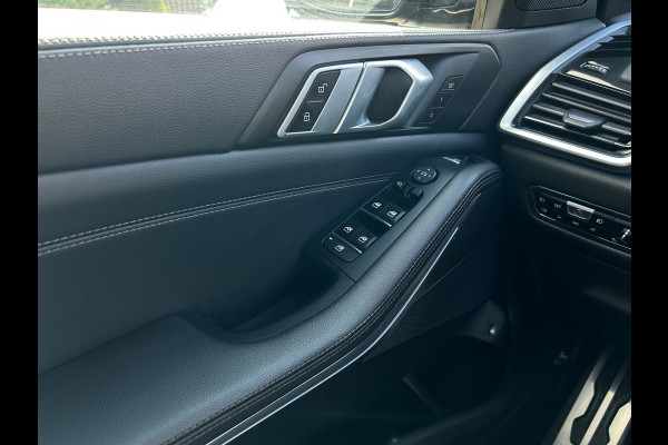 BMW X5 XDrive45e M-Sport, Pano. el. achterklep, camera, el. trekhaak