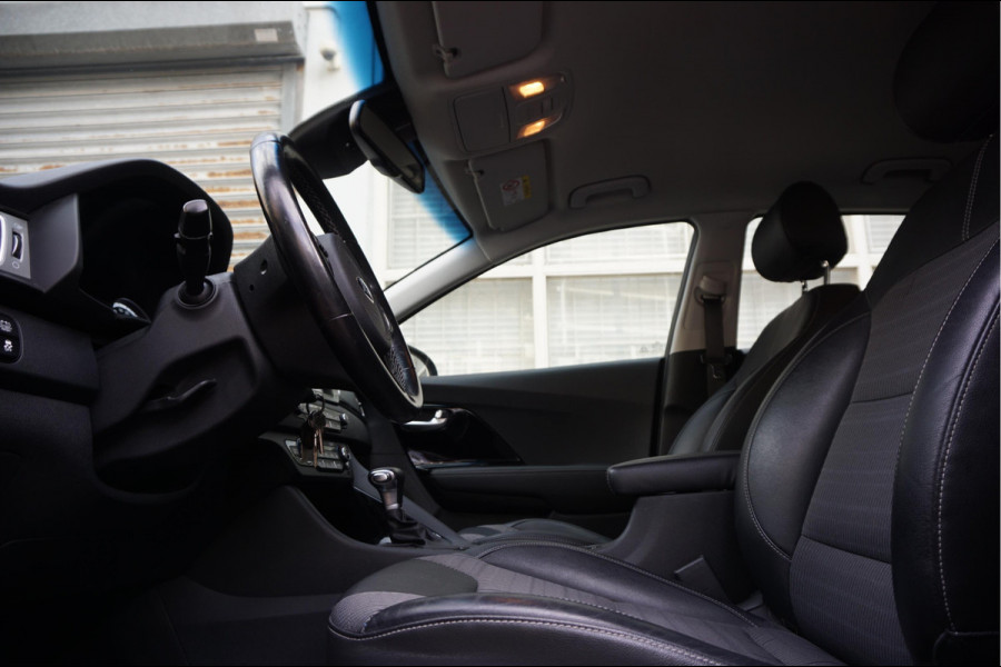 Kia Niro 1.6 GDi Hybrid DynamicLine Automaat * NL AUTO Dealer Onderhouden * Apple Carplay Navigatie