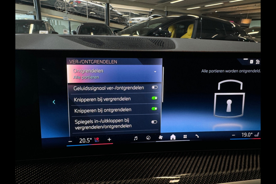 BMW X5 XDrive50e Pano|Carbon|BTW|M-Seats|H/K|Trekhaak|Keyless
