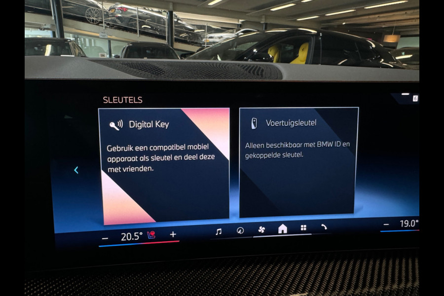 BMW X5 XDrive50e Pano|Carbon|BTW|M-Seats|H/K|Trekhaak|Keyless